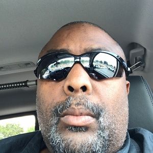 Meet your Posher, Todd